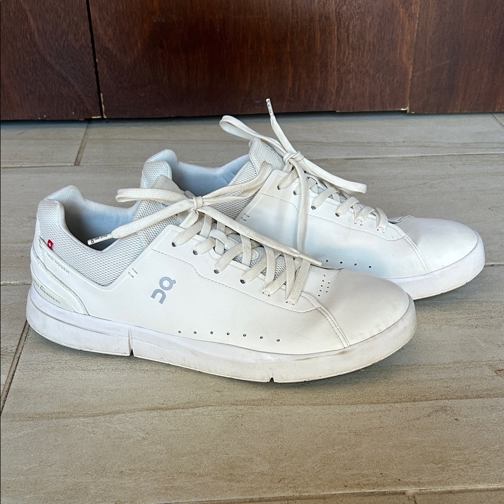 On The Roger Advantage All White Sneakers men’s size 14